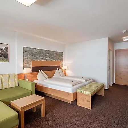 Alpenwelt Hotell