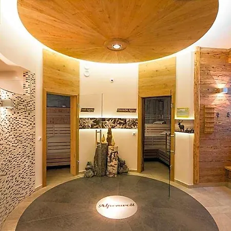 Alpenwelt Hotell