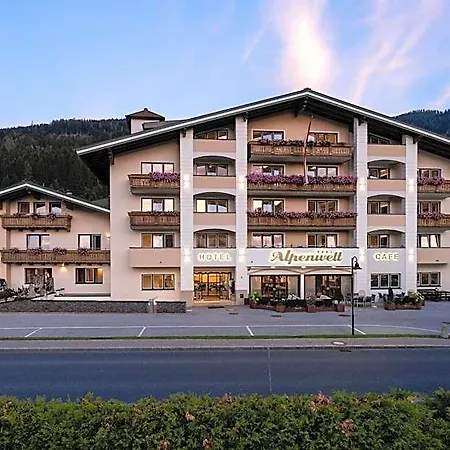 Hotell Alpenwelt 3*