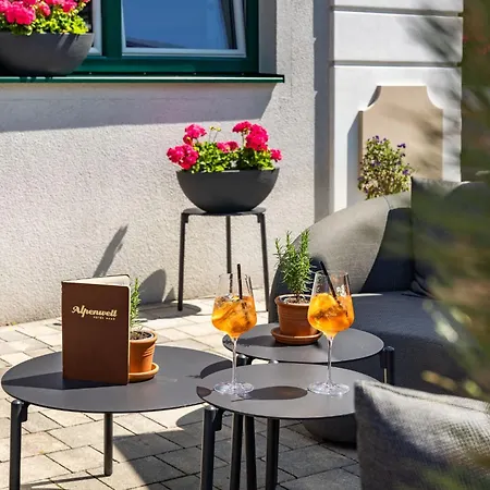 Alpenwelt Superior فلاخاو