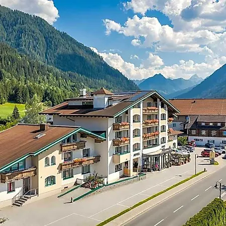 Alpenwelt Hotel Flachau