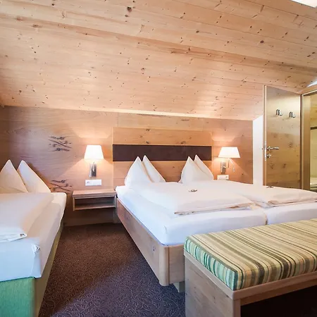 Alpenwelt Superior 3*