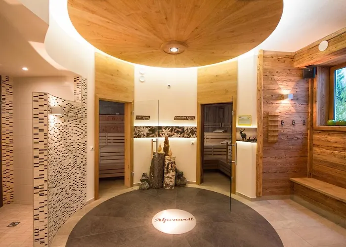 Alpenwelt Superior Hotel 3*